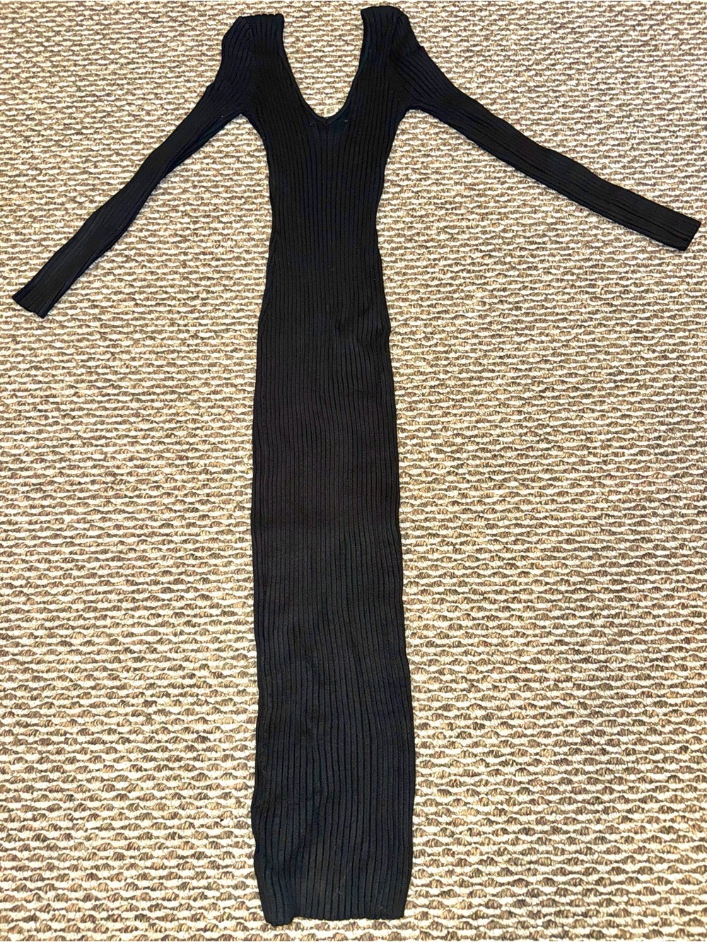 Hera Collection Black Ribbed V-Neck Long Sleeve Sweater Dress
